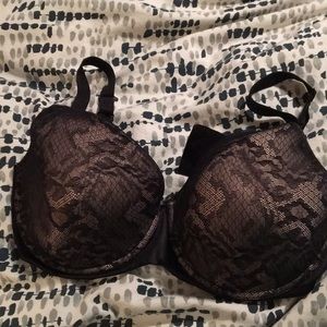 Chantelle 34DDDD (34G) black lace bra